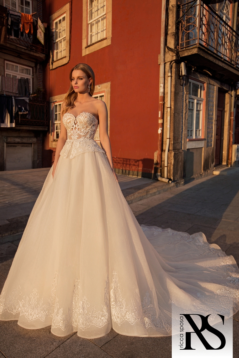 wedding dress 19-029 | Ricca Sposa bridal boutique