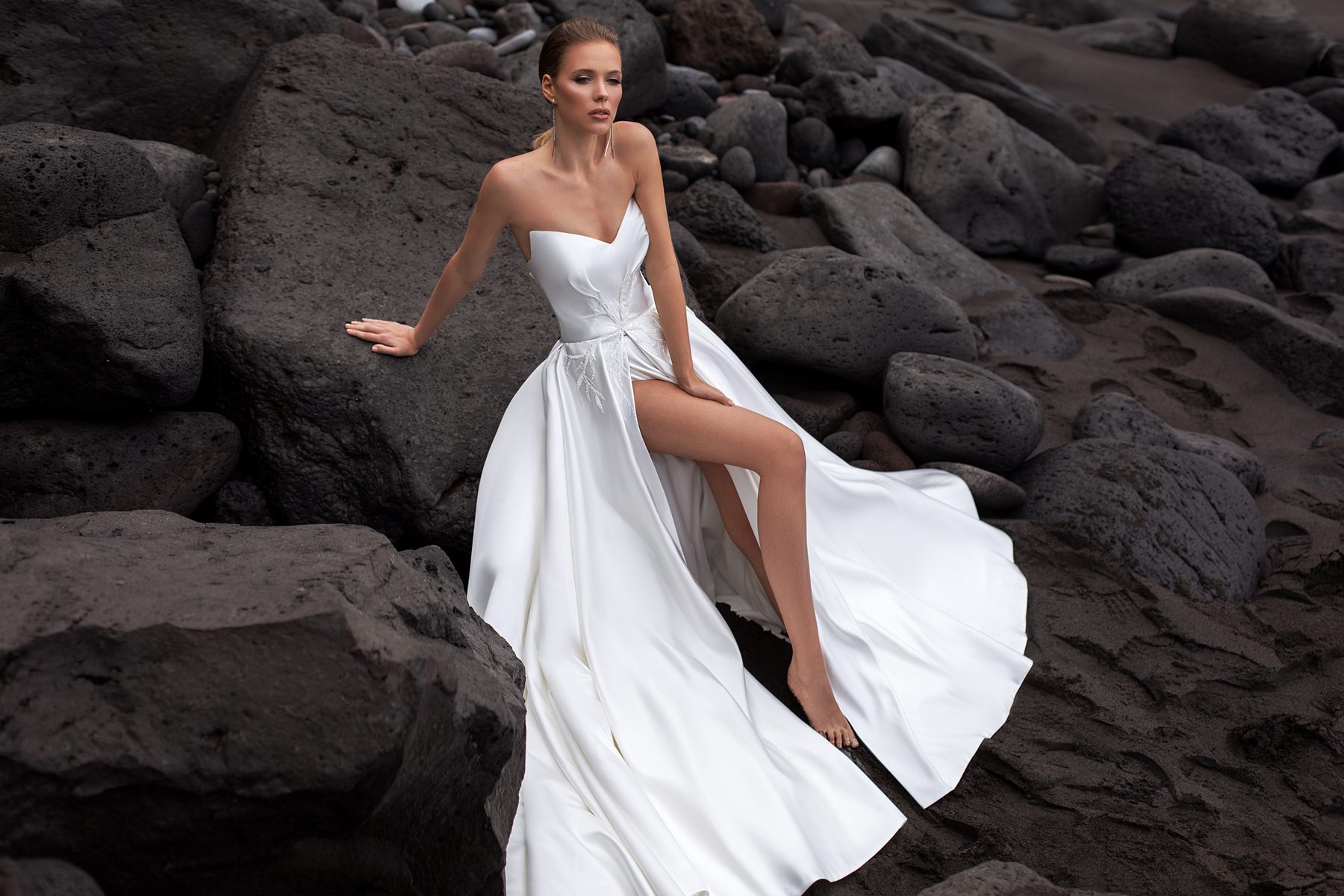 Wedding dress 20-011 Alexia