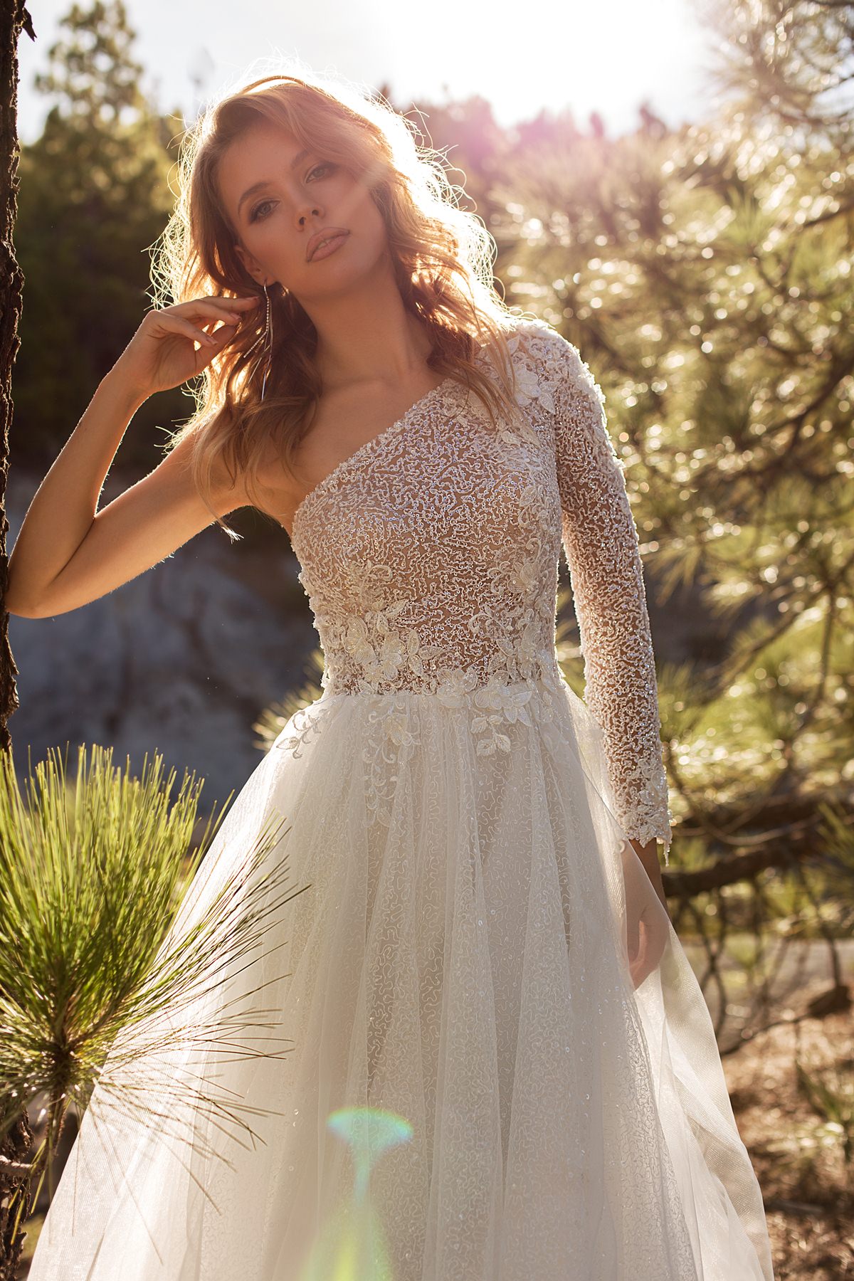 wedding dress with one sleeves