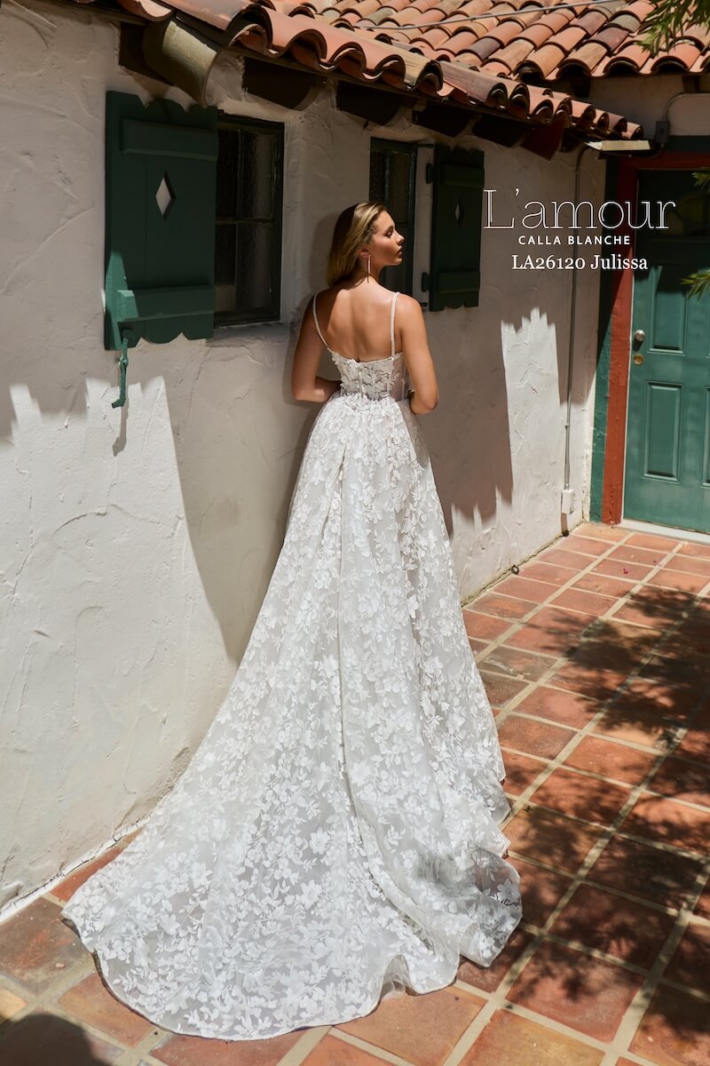 LA26120-Julissa-3